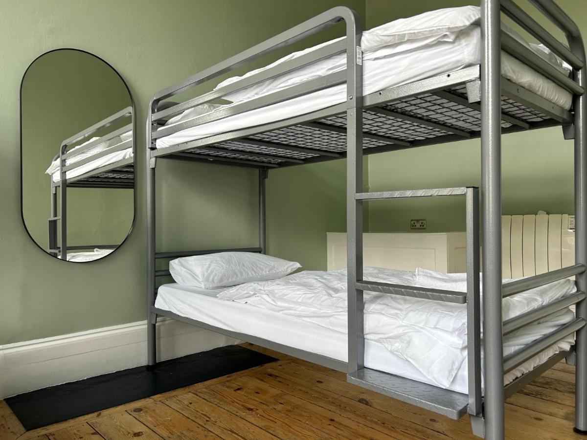 Cricketers Hostel London Exterior photo