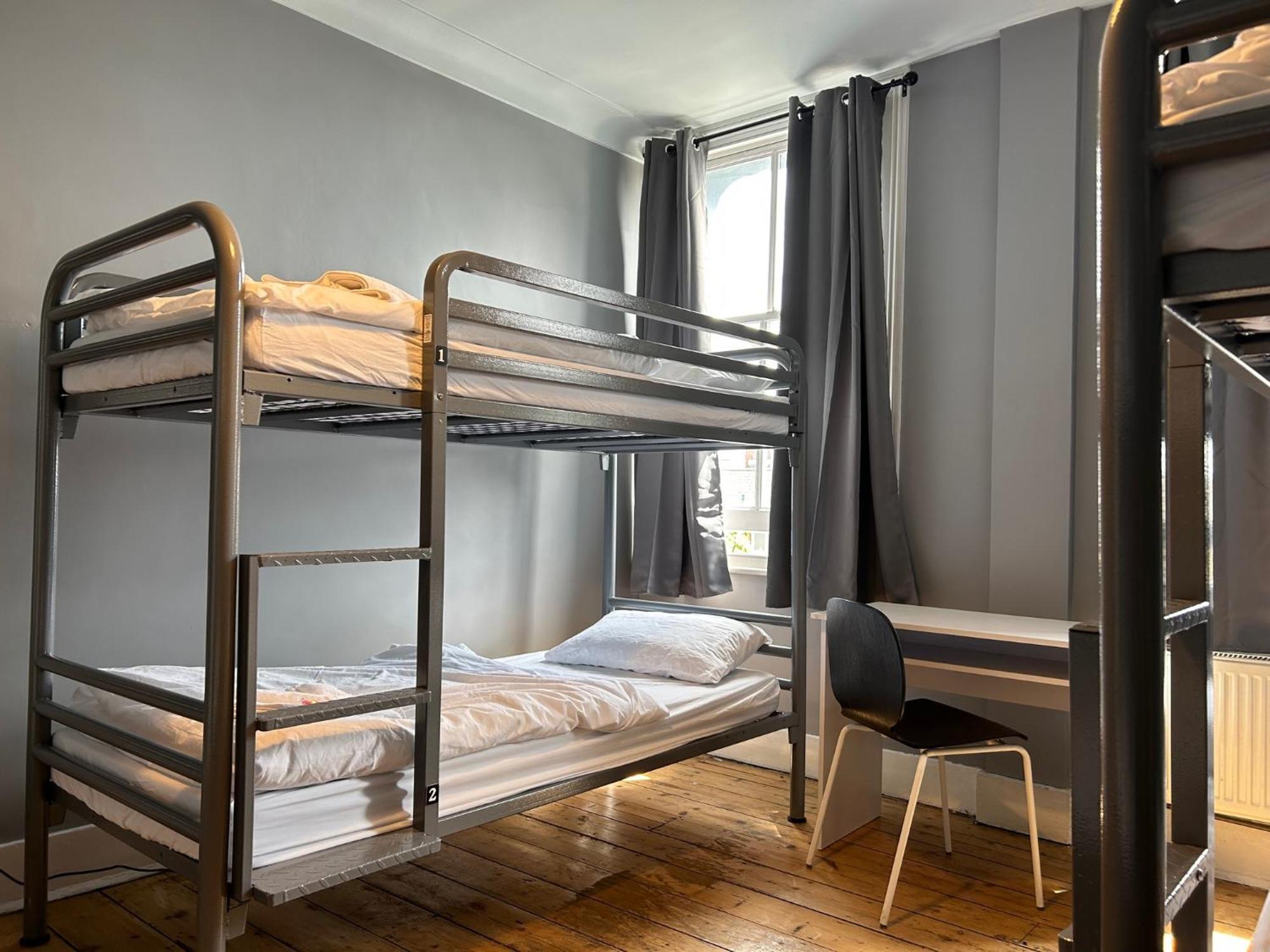 Cricketers Hostel London Exterior photo